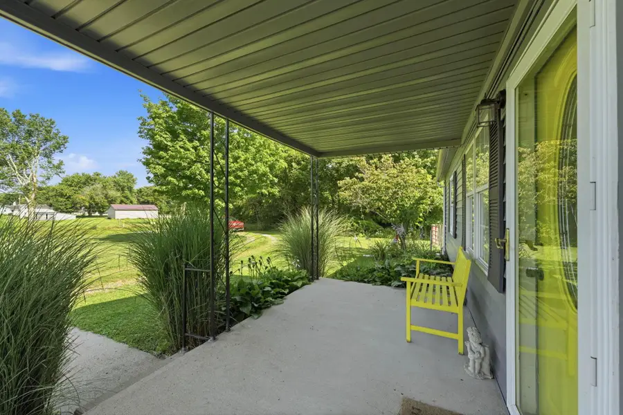 3706 State Route 13 Se, Crooksville, OH 43731 - #3