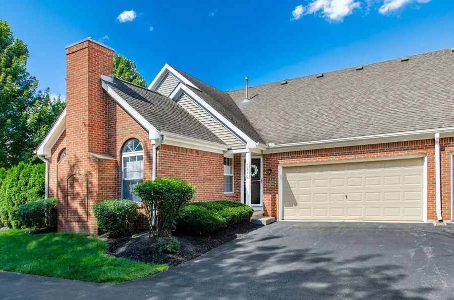 5940 Glen Village Drive, Dublin, OH 43016 - #2