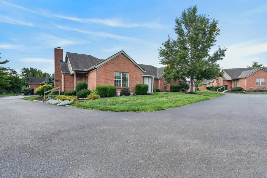 2405 Sportsman Drive, Grove City, OH 43123 - #3
