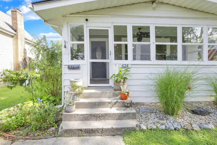 624 Elm Street, Groveport, OH 43125 - #3