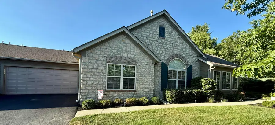 100 Stonegate Drive, Pataskala, OH 43062 - #2