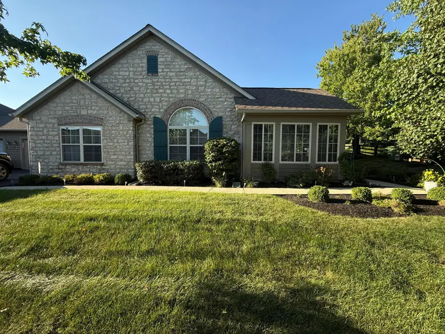 100 Stonegate Drive, Pataskala, OH 43062 - #3