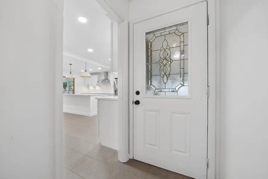 2929 Pickwick Drive, Columbus, OH 43221 - #3