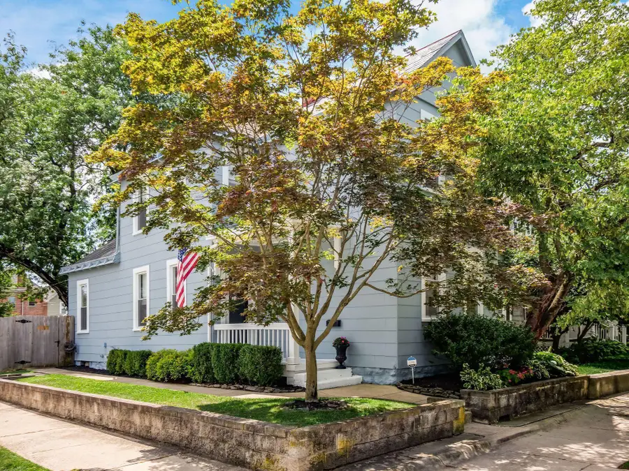 105 E Gates Street, Columbus, OH 43206 - #2