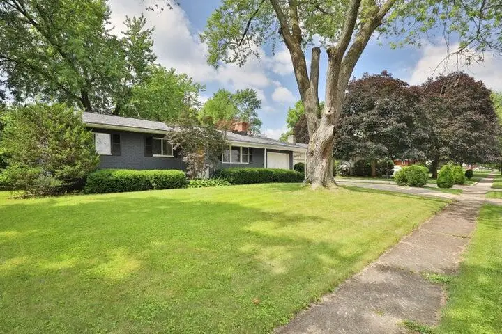 1529 S Fahlander Drive, Columbus, OH 43229 - #2