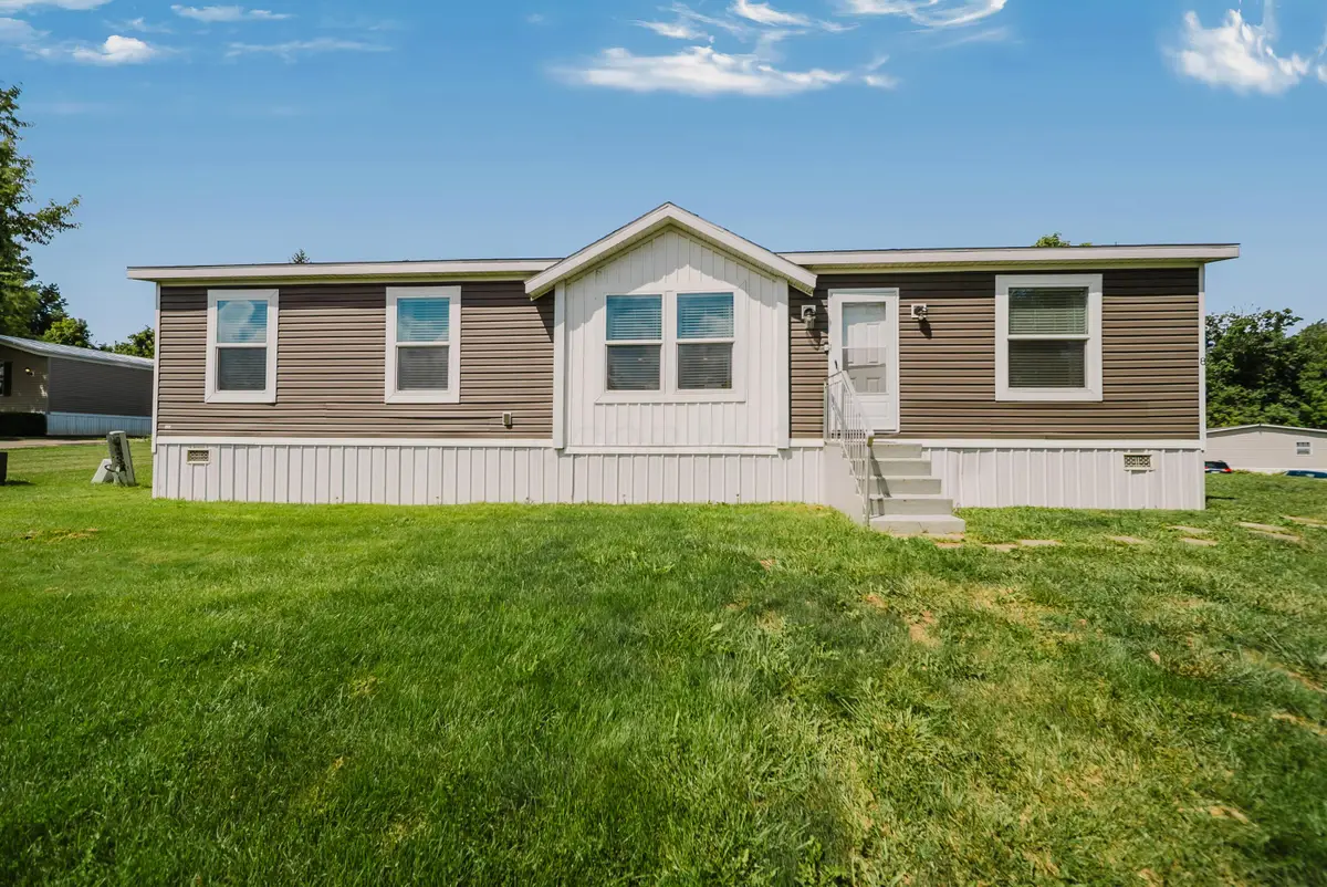 5965 Harrisburg Georgesville Road, Grove City, OH 43123 - #1