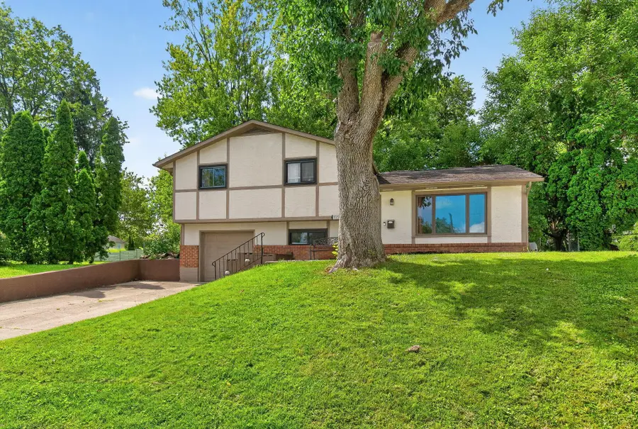 7715 Dalglen Court, Reynoldsburg, OH 43068 - #3