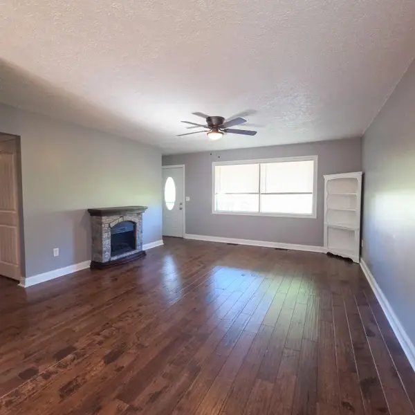 107 Radnor Drive, Zanesville, OH 43701