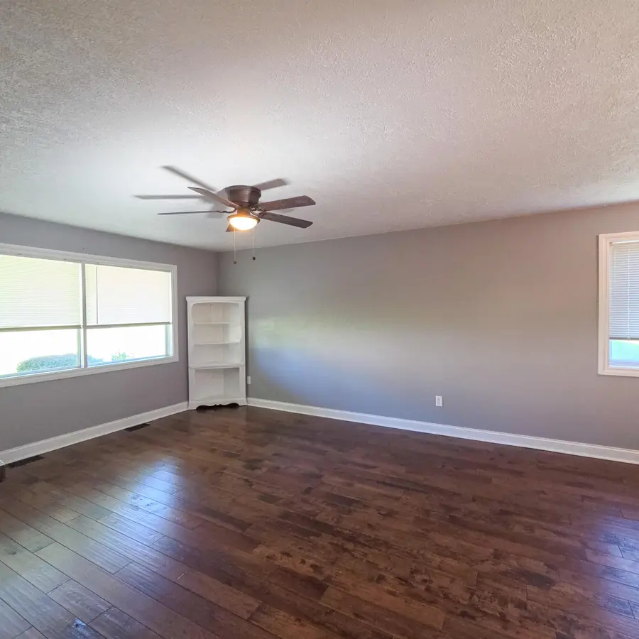 107 Radnor Drive, Zanesville, OH 43701 - #2