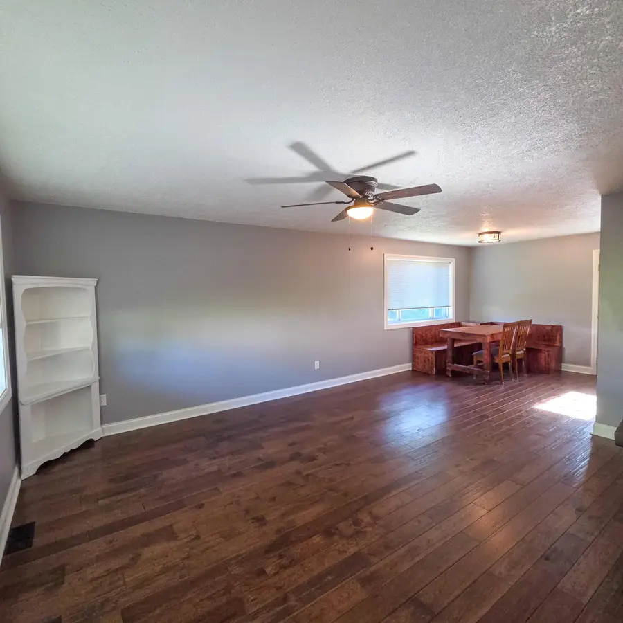 107 Radnor Drive, Zanesville, OH 43701 - #3