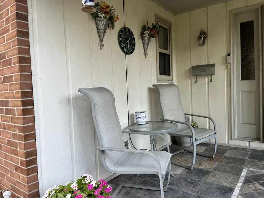 1960 Faymeadow Avenue, Columbus, OH 43229 - #3