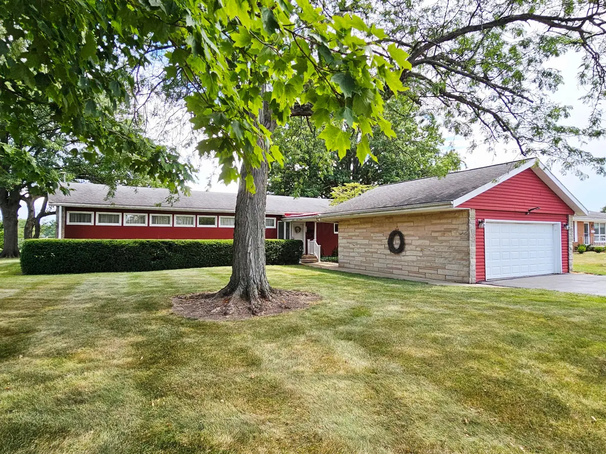 109 River Road, Washington Court House, OH 43160 - #1