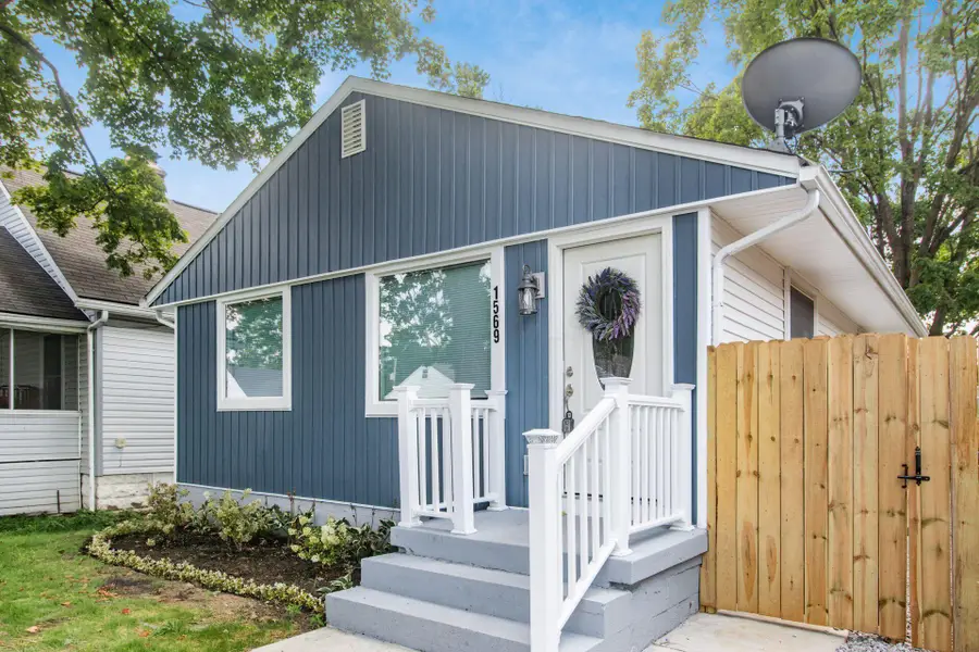1569 E Blake Avenue, Columbus, OH 43211 - #2