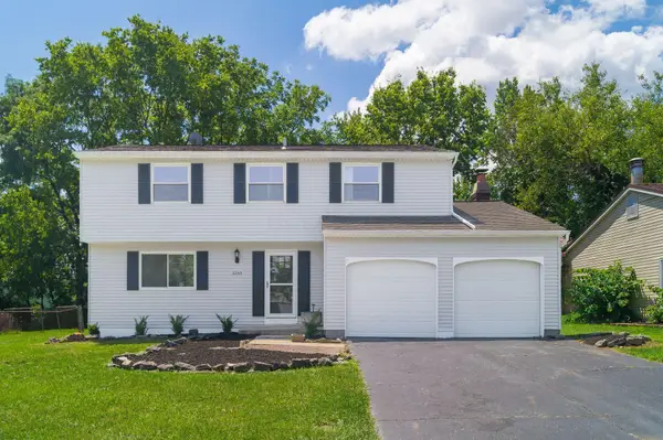 2245 Blue Rock Lane, Grove City, OH 43123