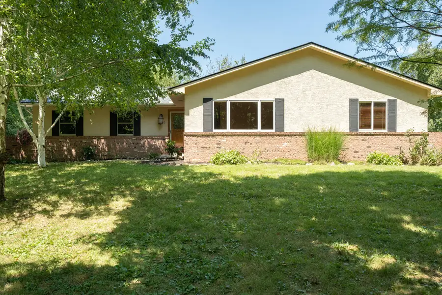 4880 Hayden Run Road, Columbus, OH 43221 - #2