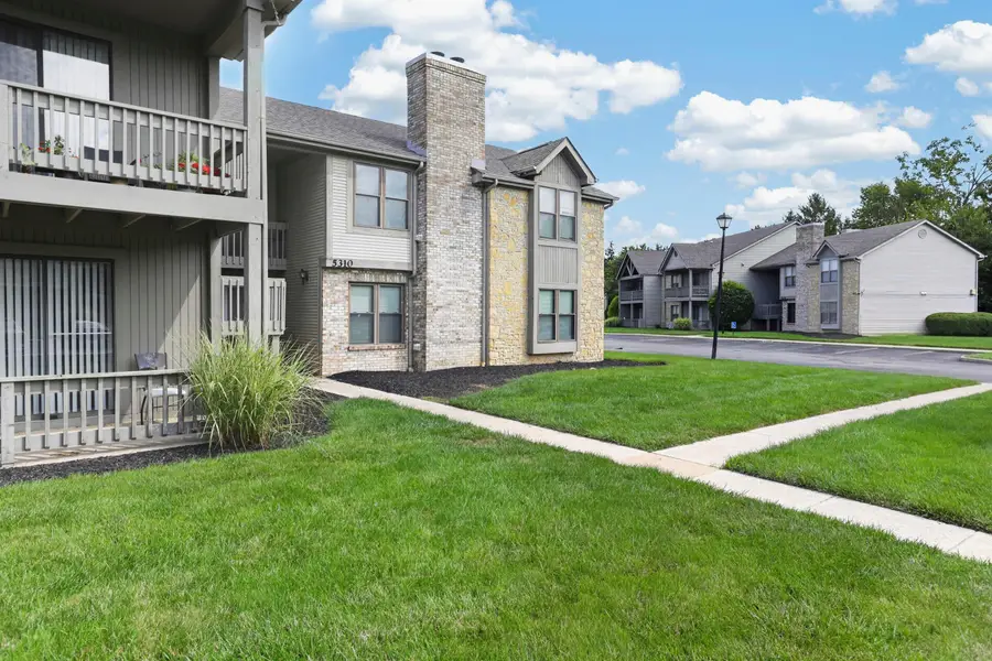 5310 Stonemeadow Avenue, Columbus, OH 43220 - #2