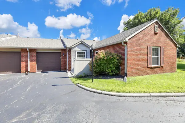 1164 Waterbury Court, Lancaster, OH 43130