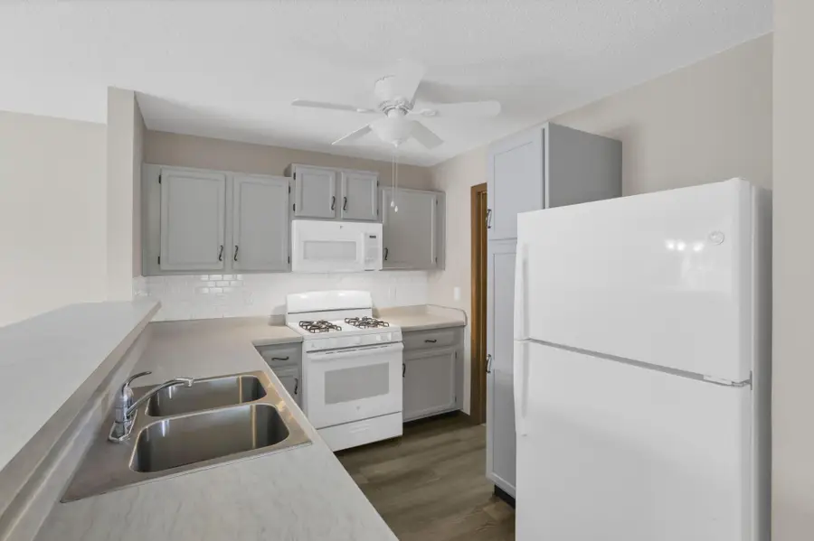 1164 Waterbury Court, Lancaster, OH 43130 - #3