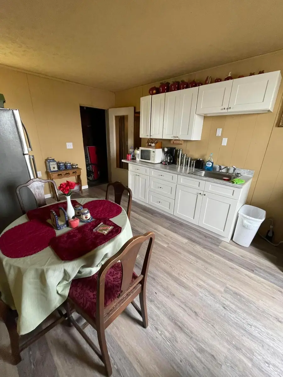 215 W Mound Street, Circleville, OH 43113 - #3