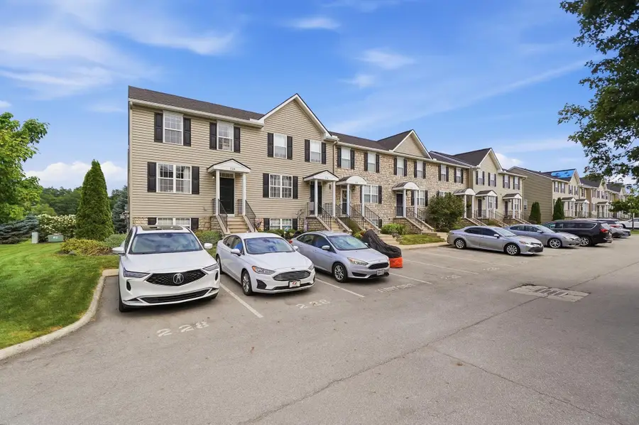 228 Millpond Road, Sunbury, OH 43074 - #2