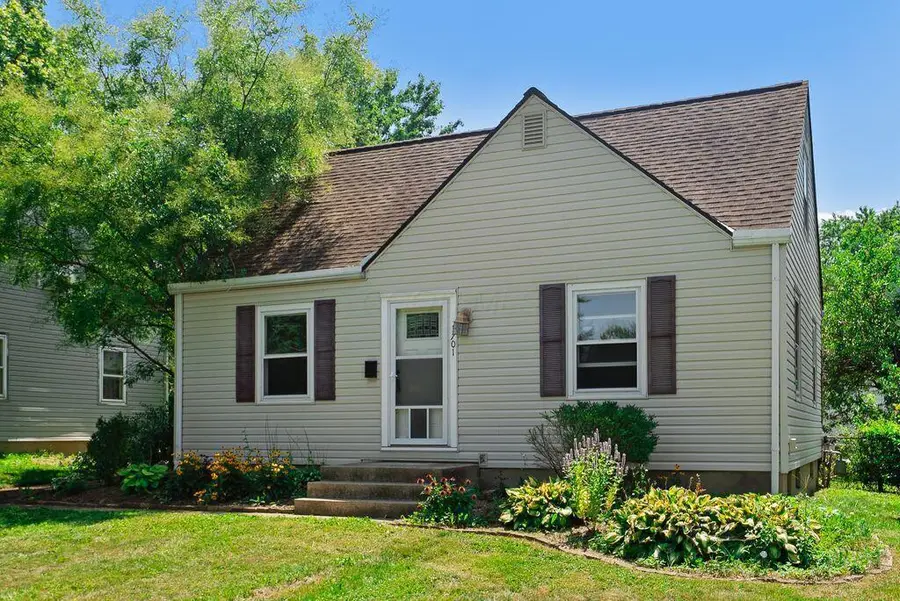 1701 E Dunedin Road, Columbus, OH 43224 - #3