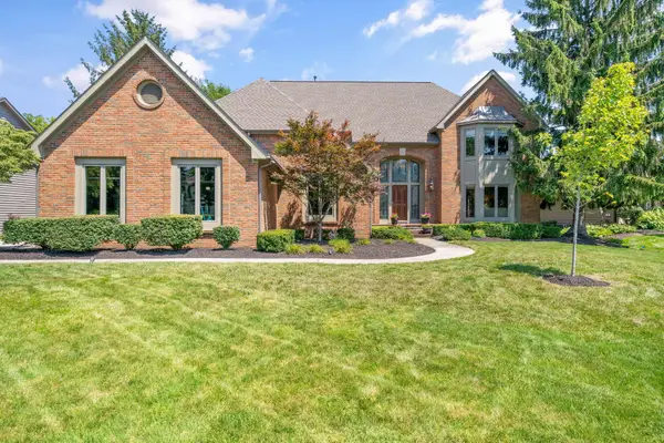 6228 Inverurie Drive W, Dublin, OH 43017