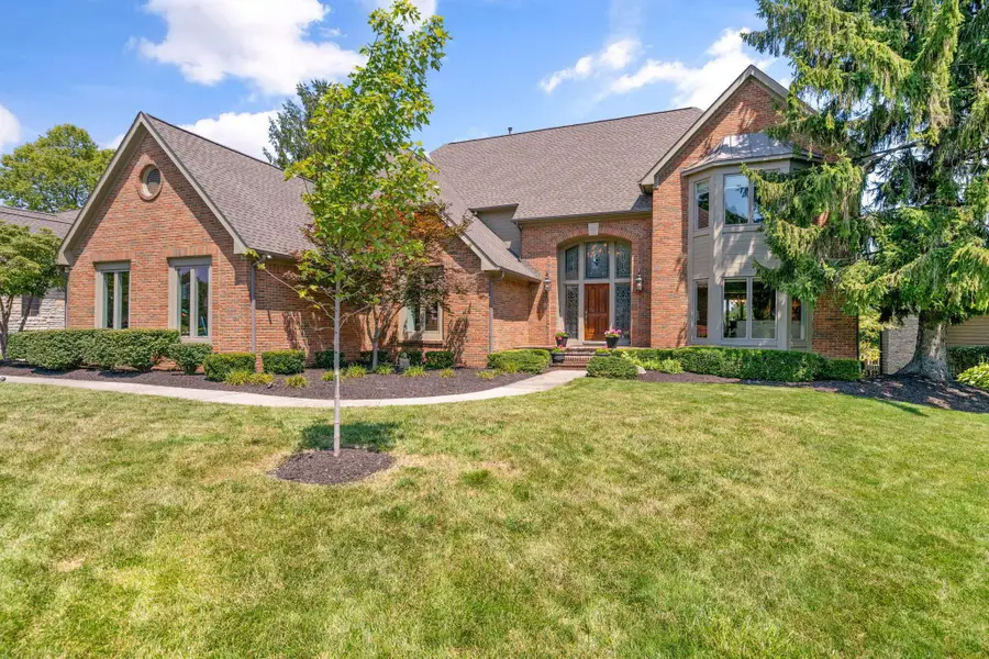 6228 Inverurie Drive W, Dublin, OH 43017 - #3