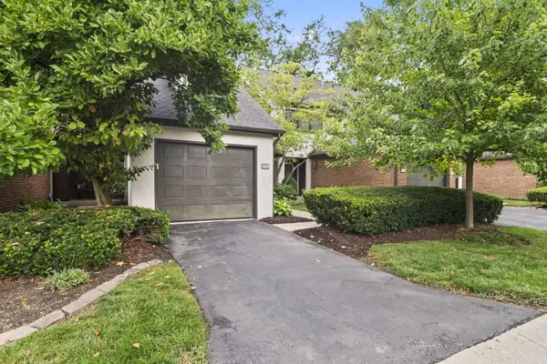6752 Willow Grove Place E, Dublin, OH 43017