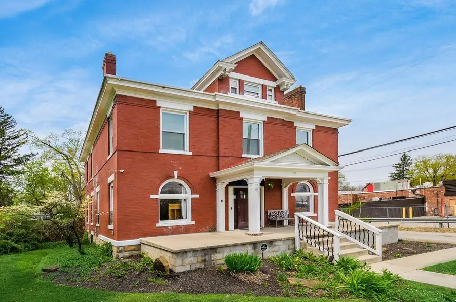 797 N Nelson Road, Columbus, OH 43219 - #2