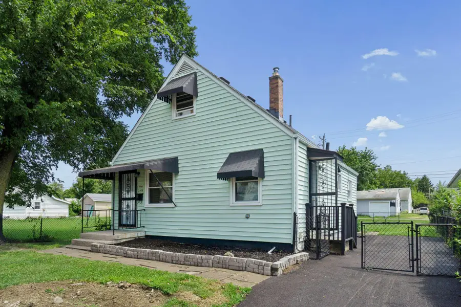 2478 Pontiac Street, Columbus, OH 43211 - #3
