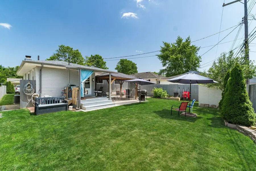 73 Fernhill Avenue, Columbus, OH 43228 - #3