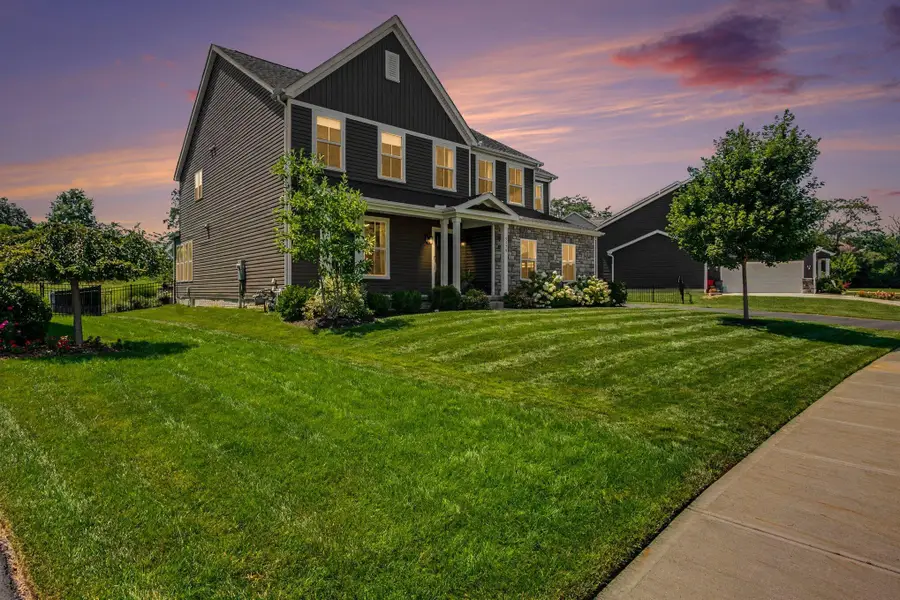 5579 Scotch Woods Drive, Grove City, OH 43123 - #2