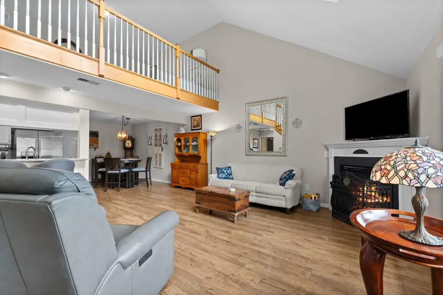 6678 Henschen Circle, Westerville, OH 43082 - #3
