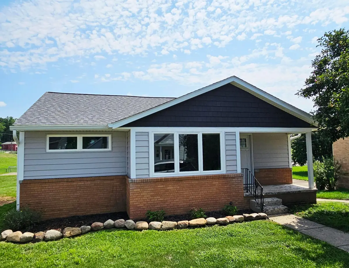 524 N Spring Street, Logan, OH 43138 - #1