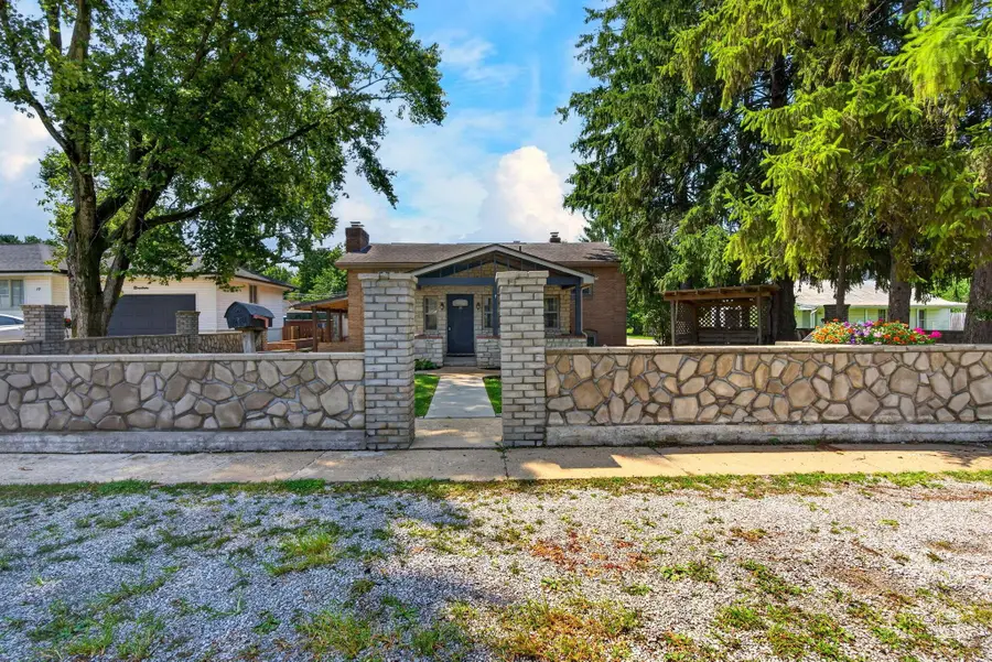 17 E Oak Street, Canal Winchester, OH 43110 - #3