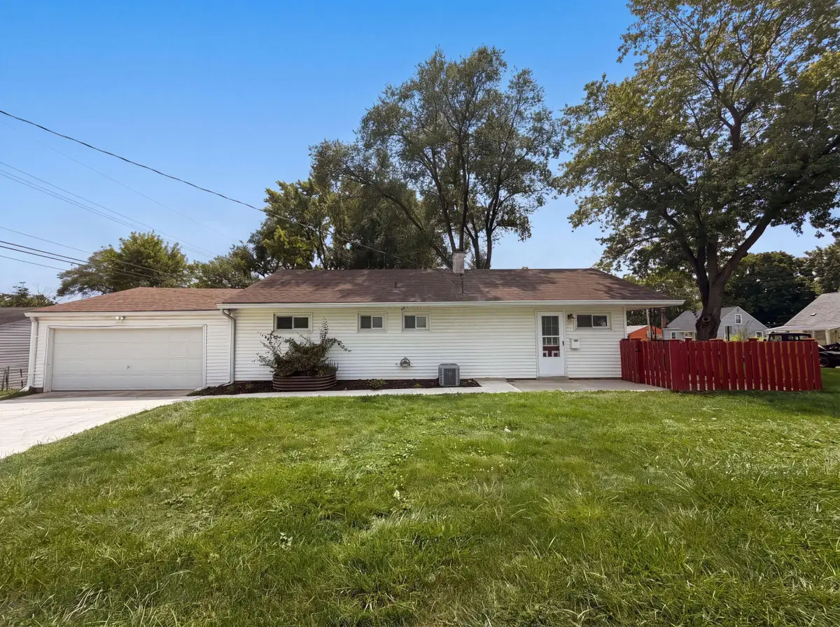 2221 Myrtle Avenue, Columbus, OH 43211 - #1