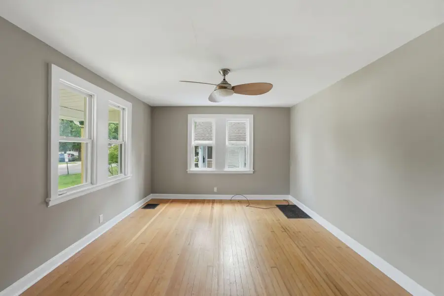367 W Kanawha Avenue, Columbus, OH 43214 - #3