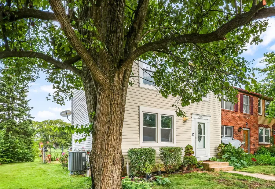 2984 Grandwoods Circle, Dublin, OH 43017 - #3