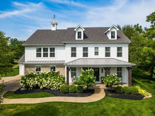 8568 Liberty Road N, Powell, OH 43065