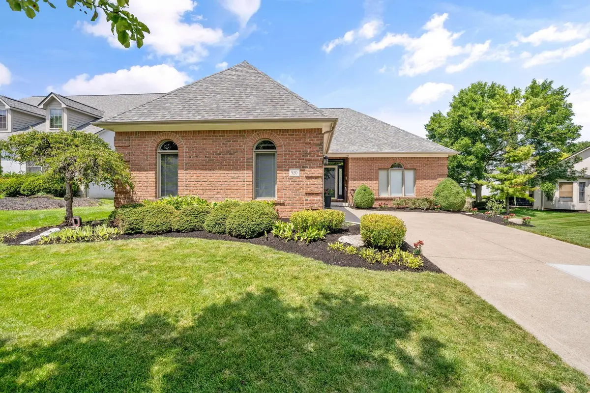 920 Linworth Village Drive, Columbus, OH 43235 - #1