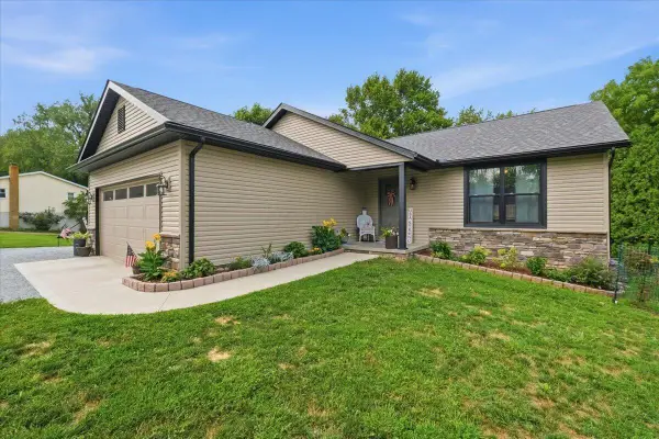 148 Jonathon Drive, Howard, OH 43028