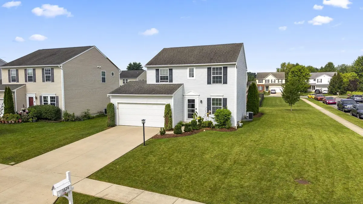 1624 Roscommon Drive, Pataskala, OH 43062 - #1