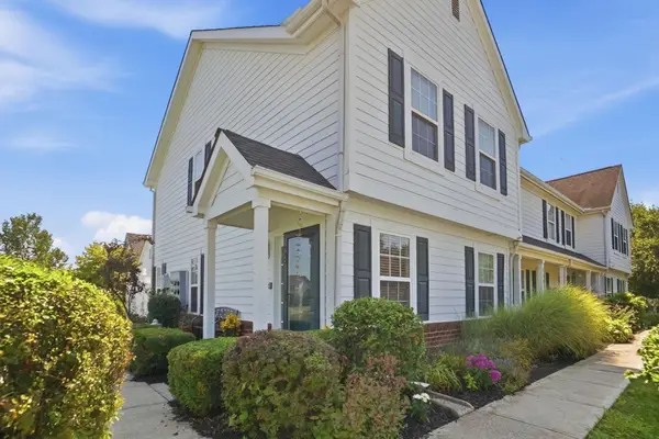 662 Lakeview Drive S, Grove City, OH 43123