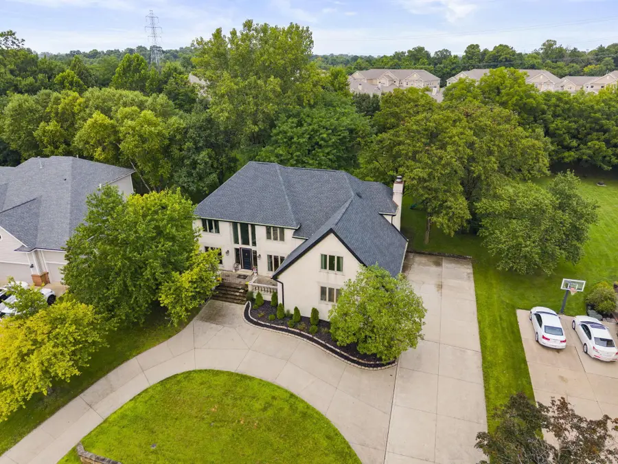 3523 Foxcroft Drive, Lewis Center, OH 43035 - #2