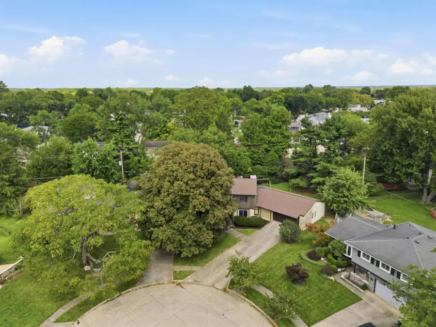 5288 Butternut Court E, Columbus, OH 43229 - #3