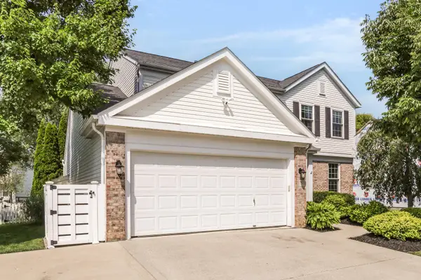 7570 Storrington Place, Lewis Center, OH 43035