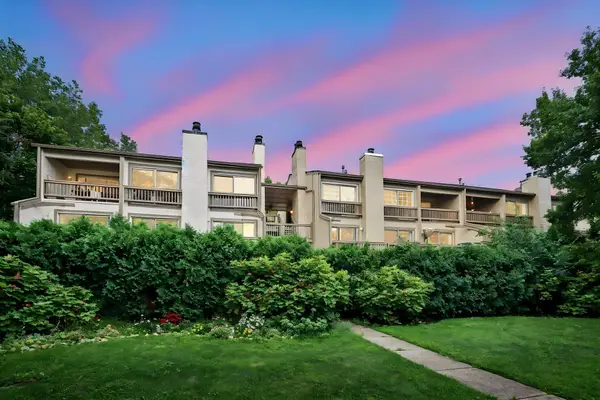 1218 Lake Shore, Columbus, OH 43204