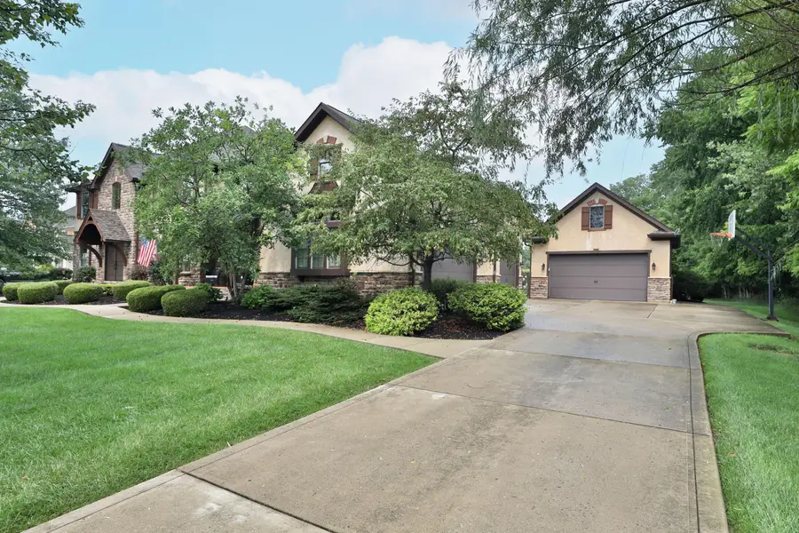 2182 Woodland Hall Drive, Powell, OH 43065 - #2