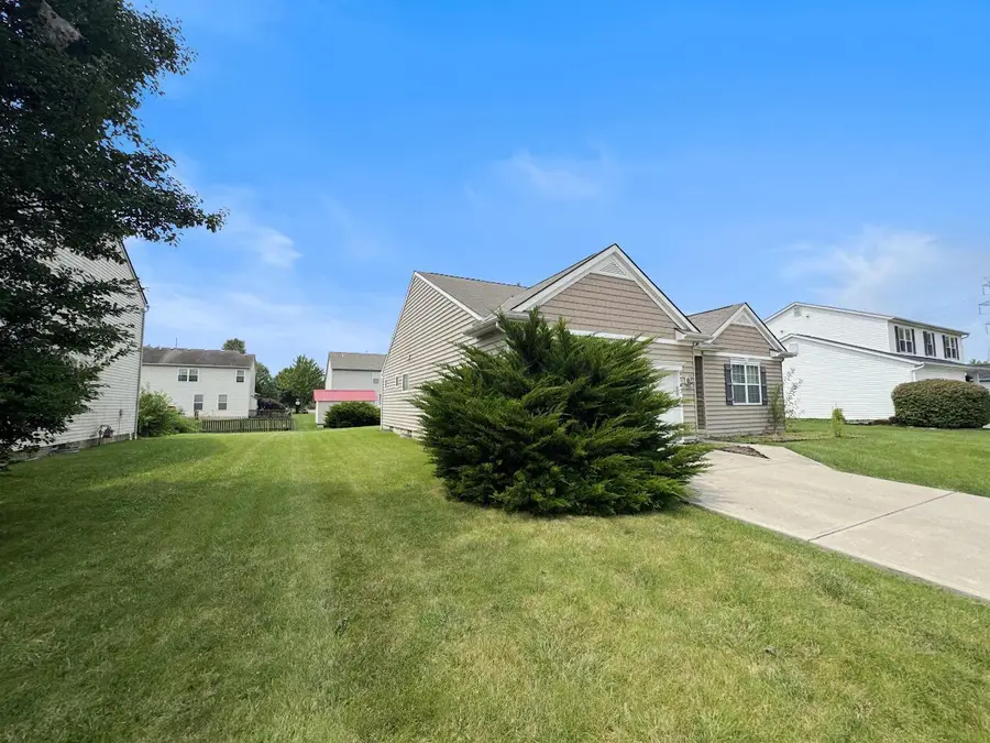 5743 Cedar Lawn Drive, Groveport, OH 43125 - #2