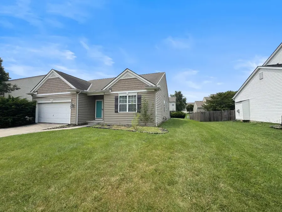 5743 Cedar Lawn Drive, Groveport, OH 43125 - #3